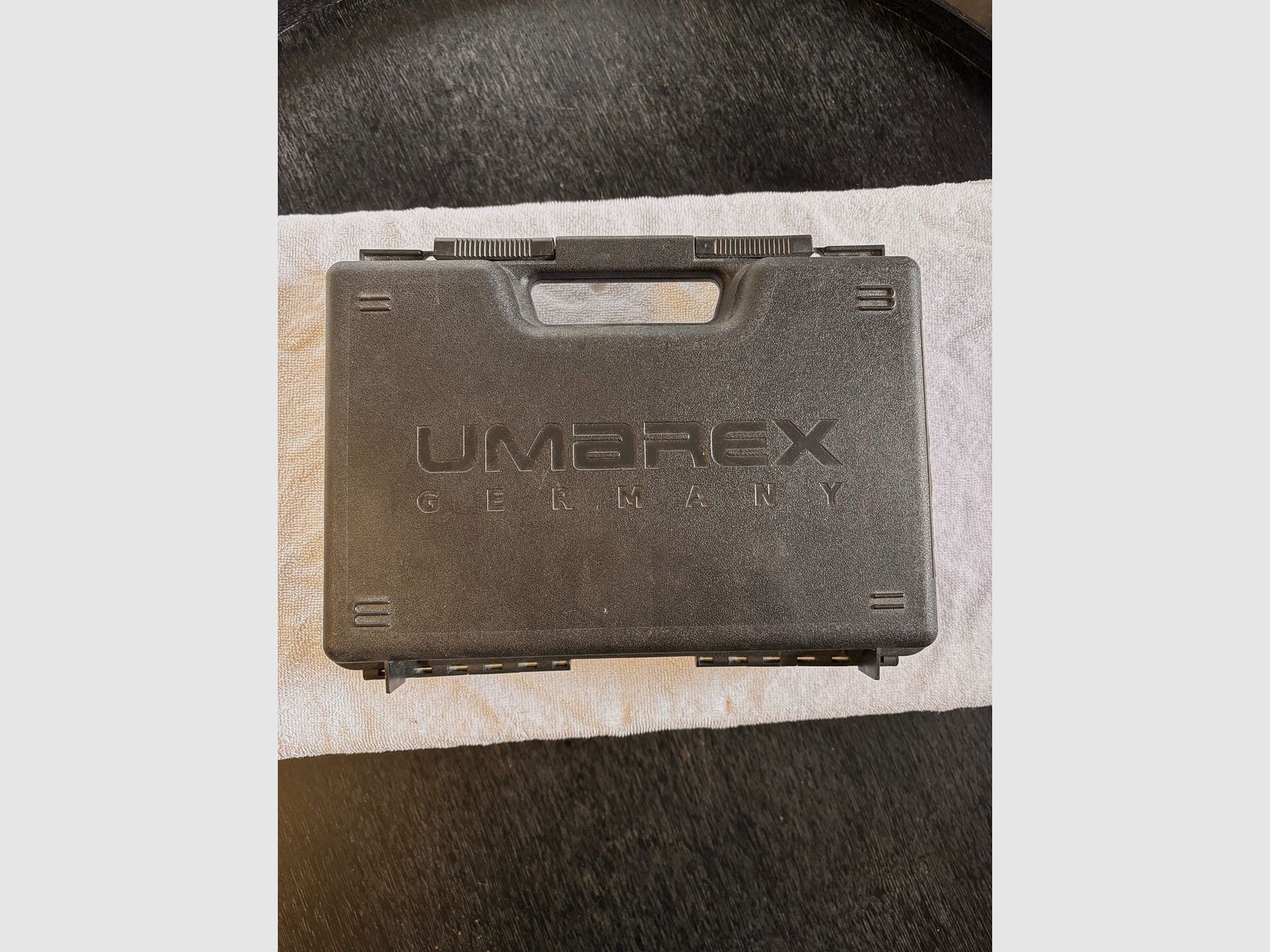 Walther P99 Schreckschuss 9mm P.A.K. (Umarex) - incl. wapenkoffer, vervangend magazijn, geluiddemper en munitie