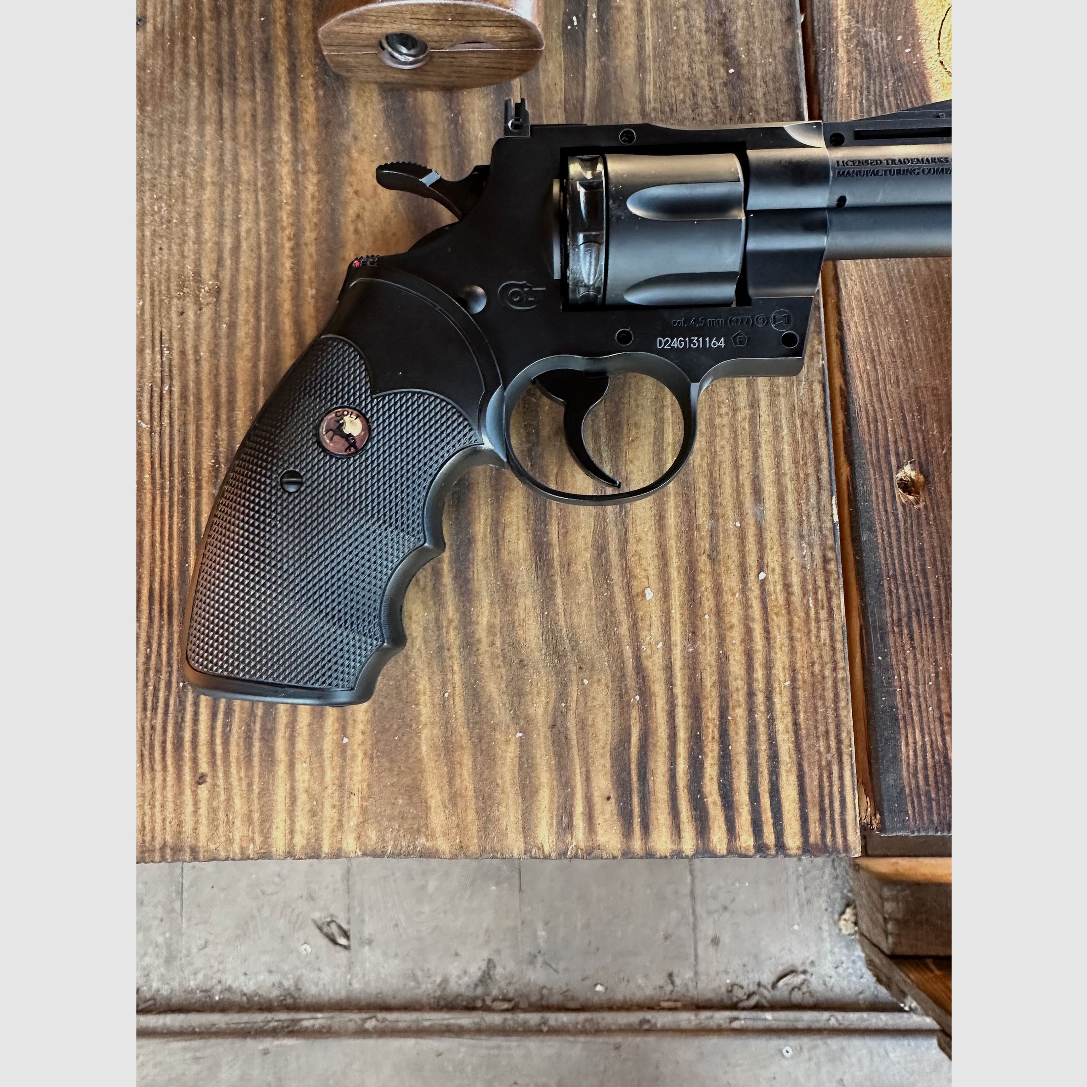 Colt Phyton 357. CO2 4,5mm BB