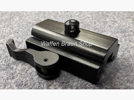 Attacco per bipiede con leva per rotaie Picatinny