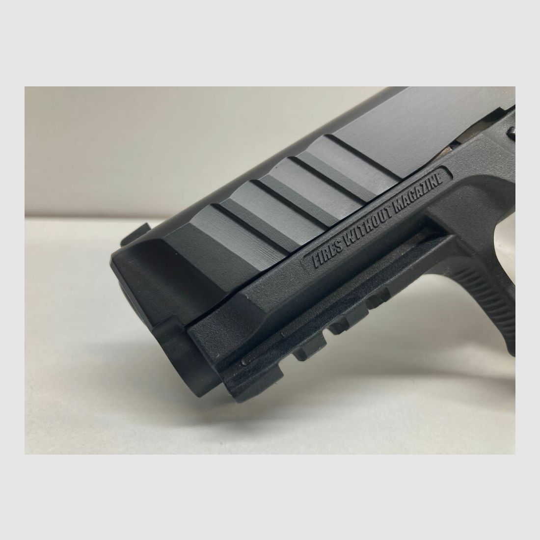 STOEGER STR-9 Pronto per ottiche - Waffen Friedrichs