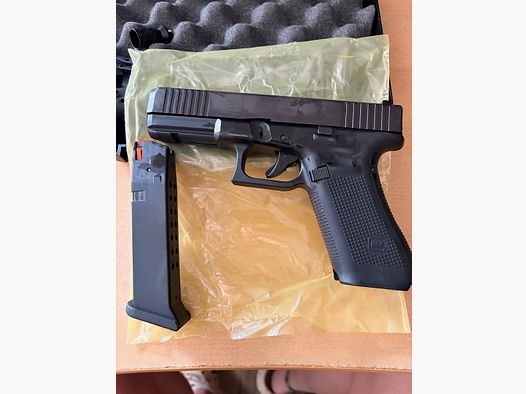Glock 17 Gen 5 SV -NEU- Ungeschossen-Werksgeölt- OVP ind original Glock Koffer