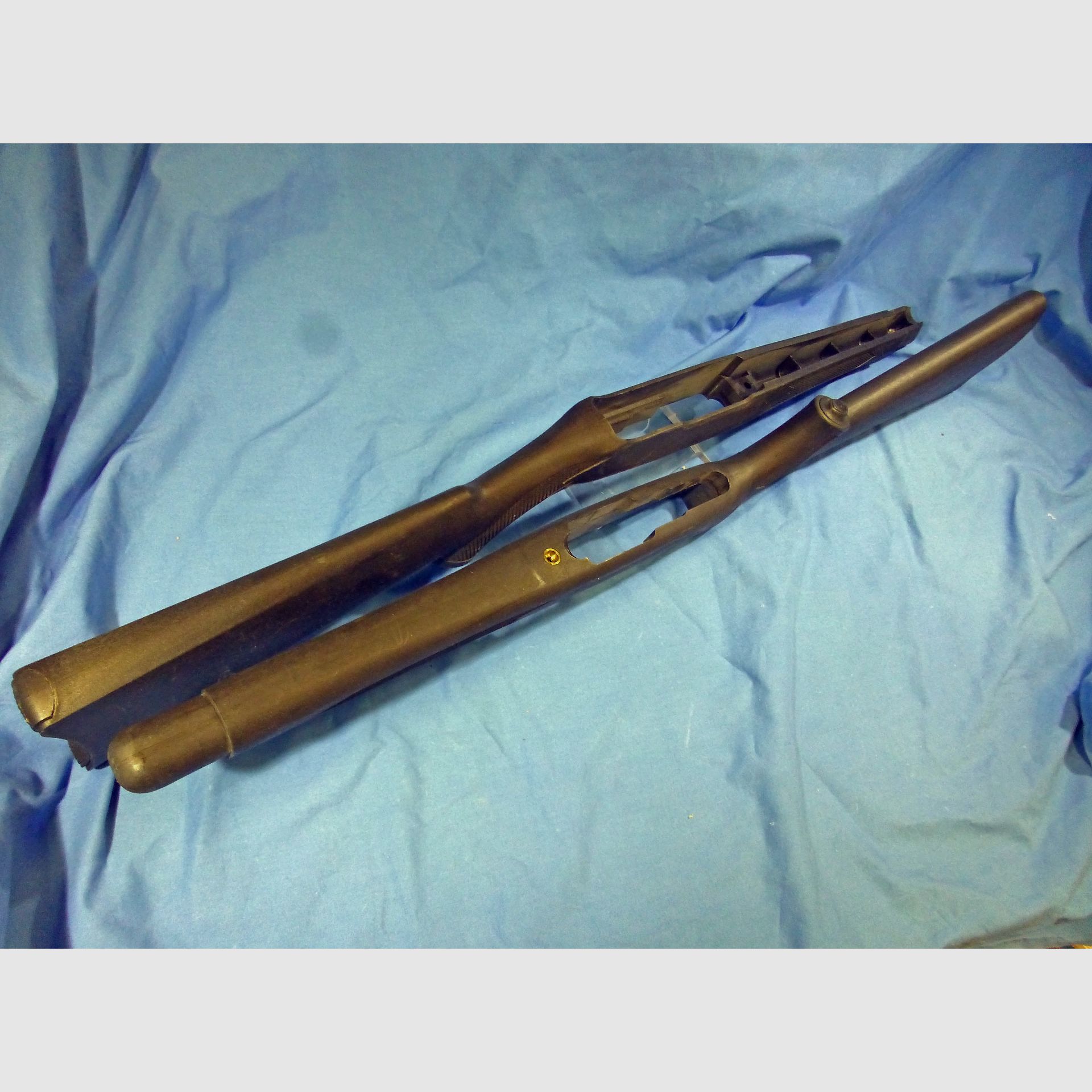 Crosse d’origine RUGER pour 10/22, image 2 sur 2