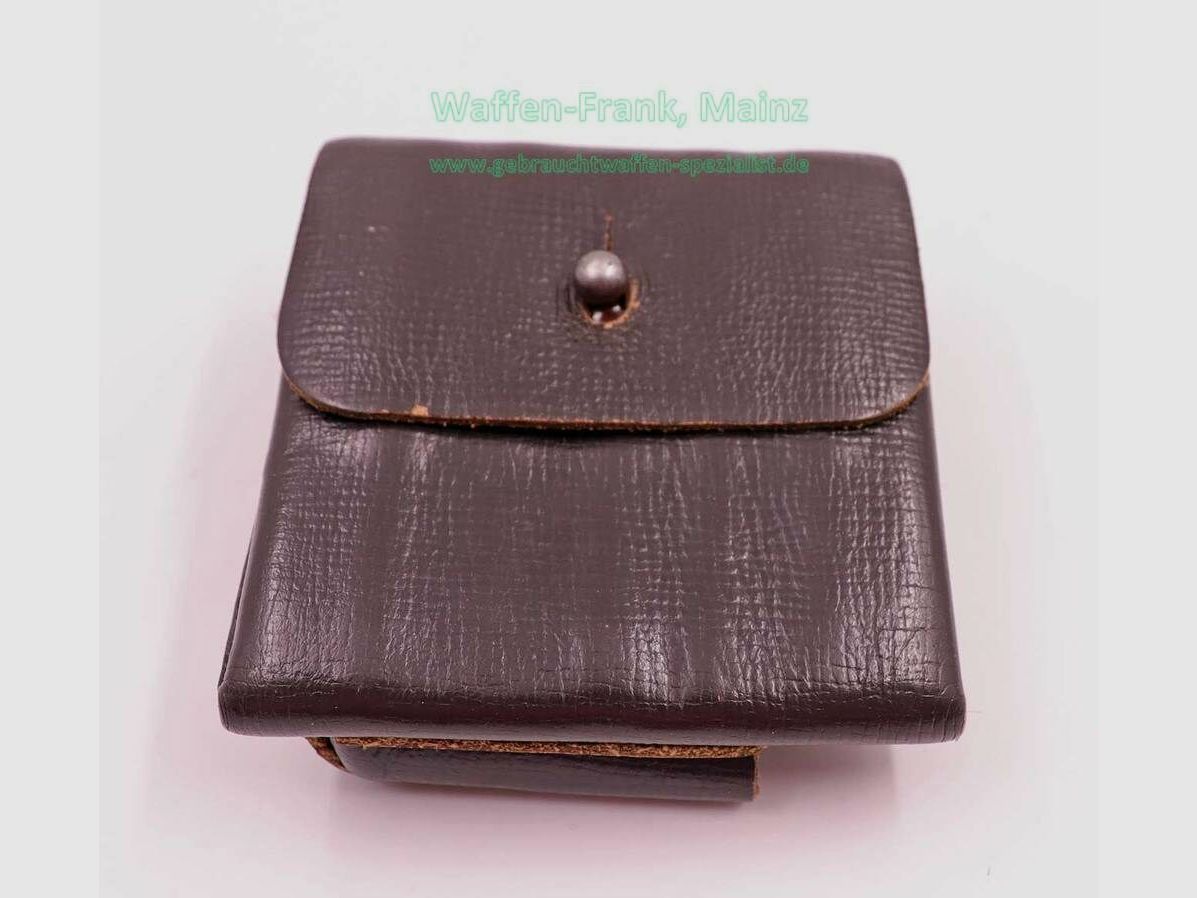 Manufacturer unknown leather cartridge case