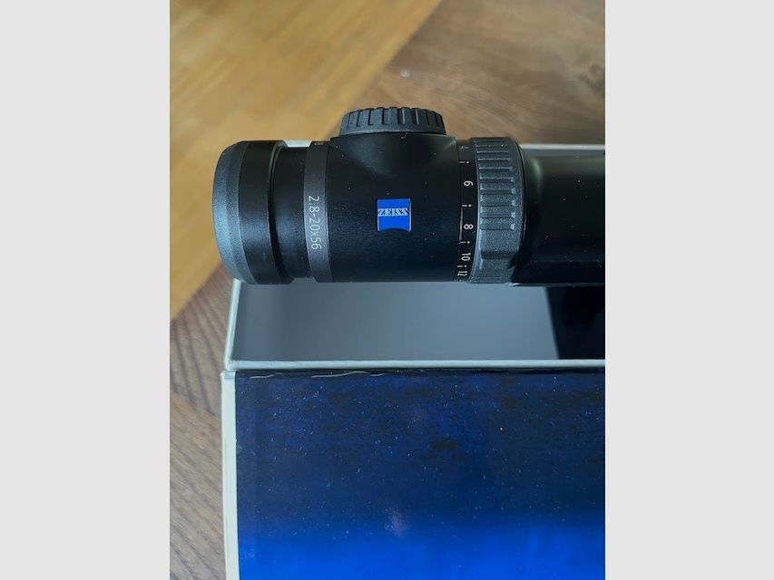 Zeiss V8 2,8-20x56,ASV, (LA60), Schiene  mit original Blaser Sattelmontage