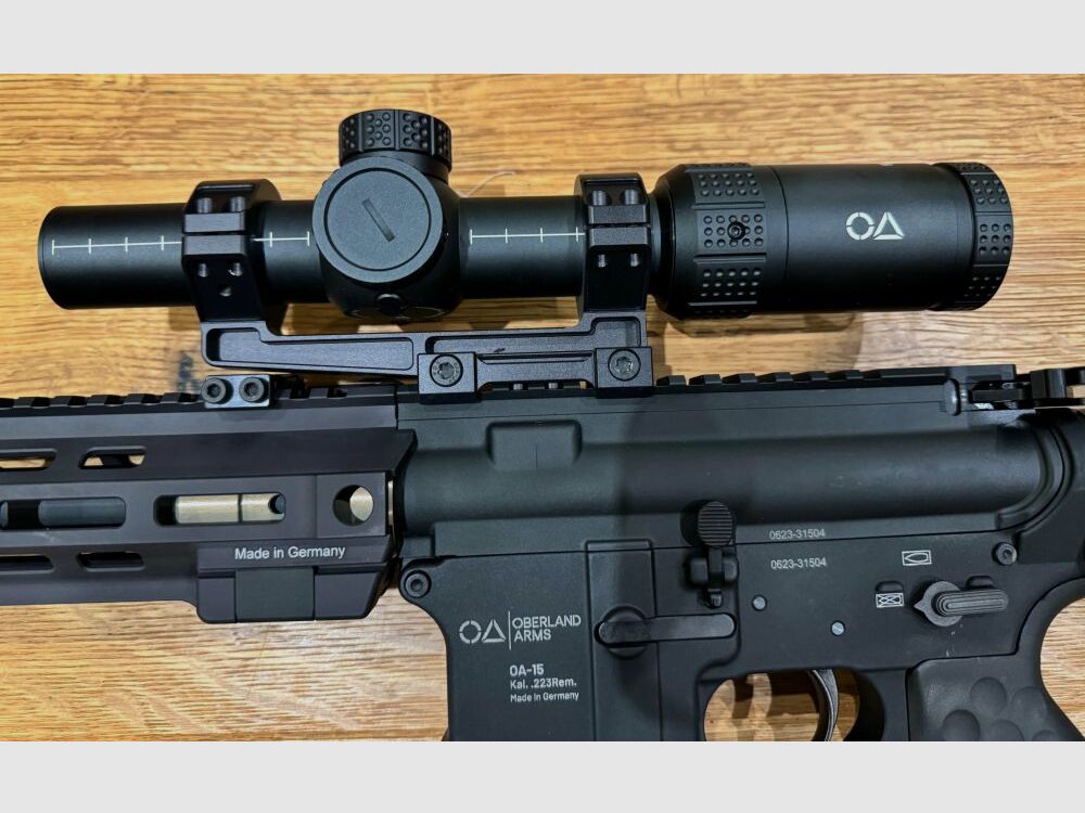 Oberland Arms OA-15 PR M4, 14.5 loop .223Rem/5.56x45 met optiek