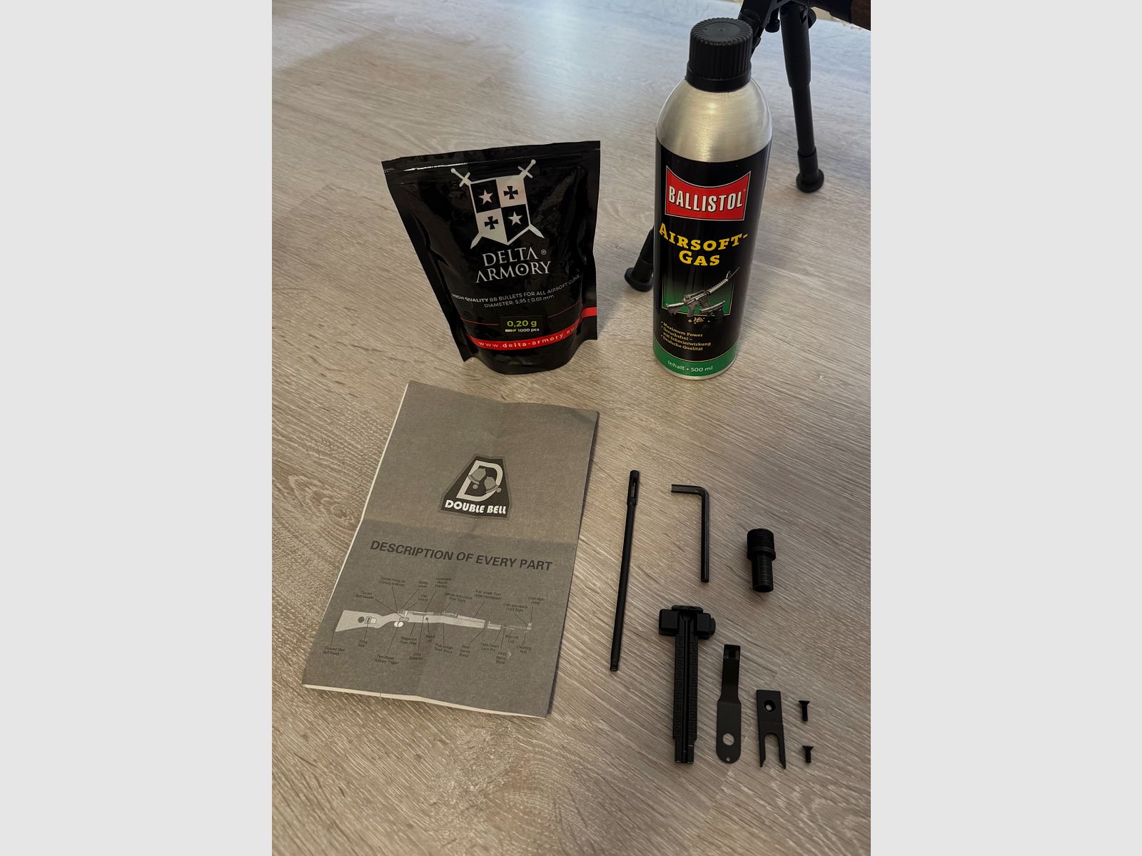 Double Bell Karabiner 98K Gas Airsoft Bolt-Action Gewehr mit Hülsenauswurf Echtholz-Version