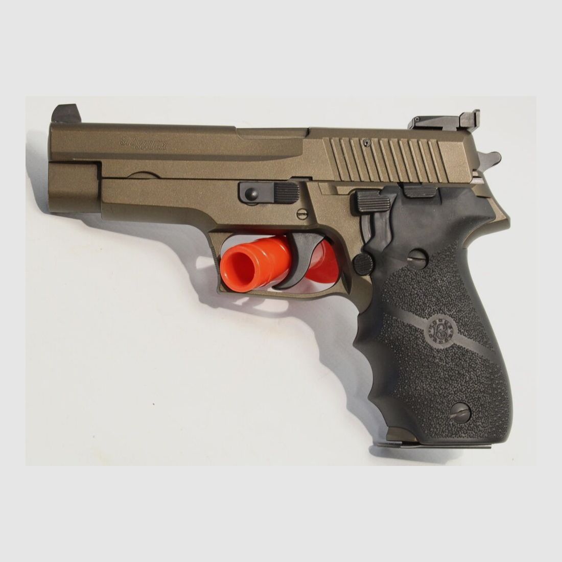 Sig Sauer P226 Custom, afbeelding 1 van 2