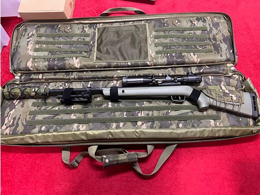 Gamo Zombie 4.5mm air rifle with bag and accessories in olive