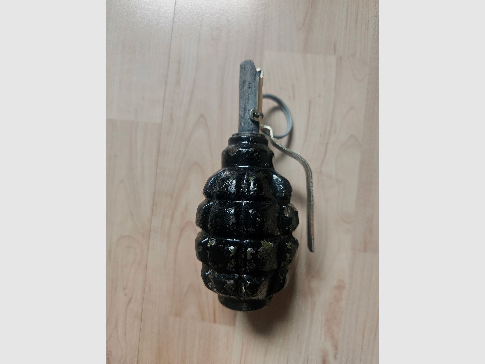 DEKO Granada de mano