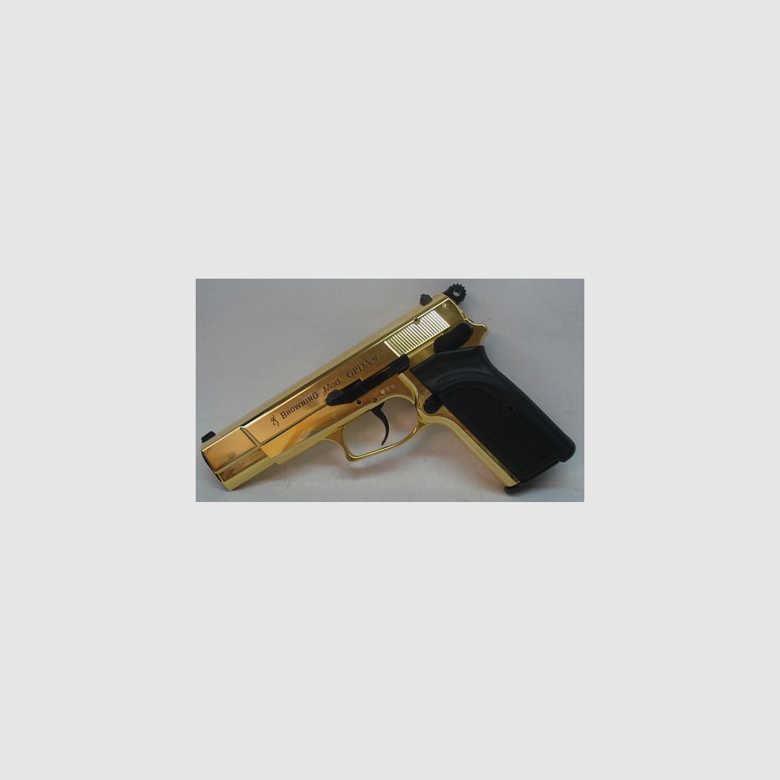 GPDA 9 Kal.9mm P.A.K. - gold finish