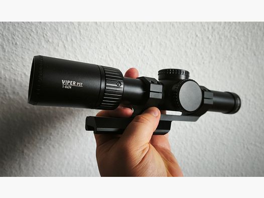 (SET) Vortex Viper PST Gen II 1-6x24 VMR-2 MRAD with Vortex mount