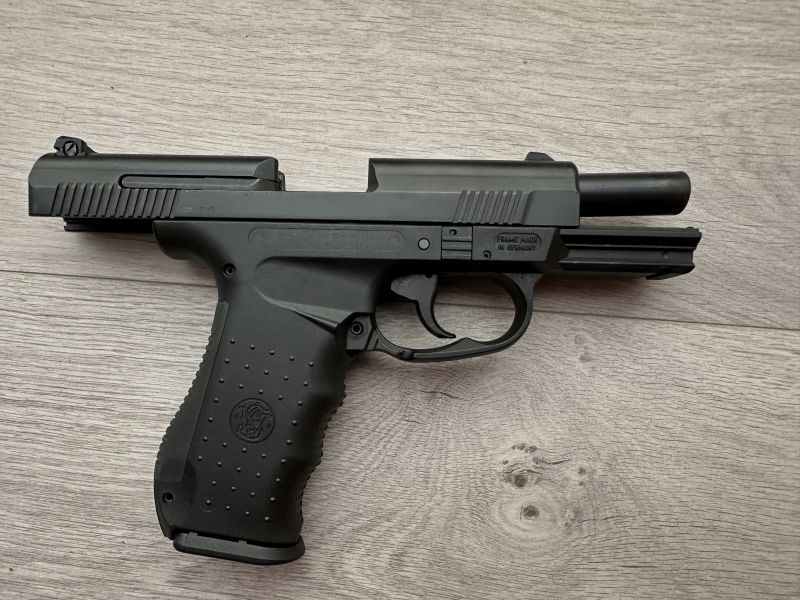 Sehr seltene Smith&Wesson SW990L im Kaliber .45Auto