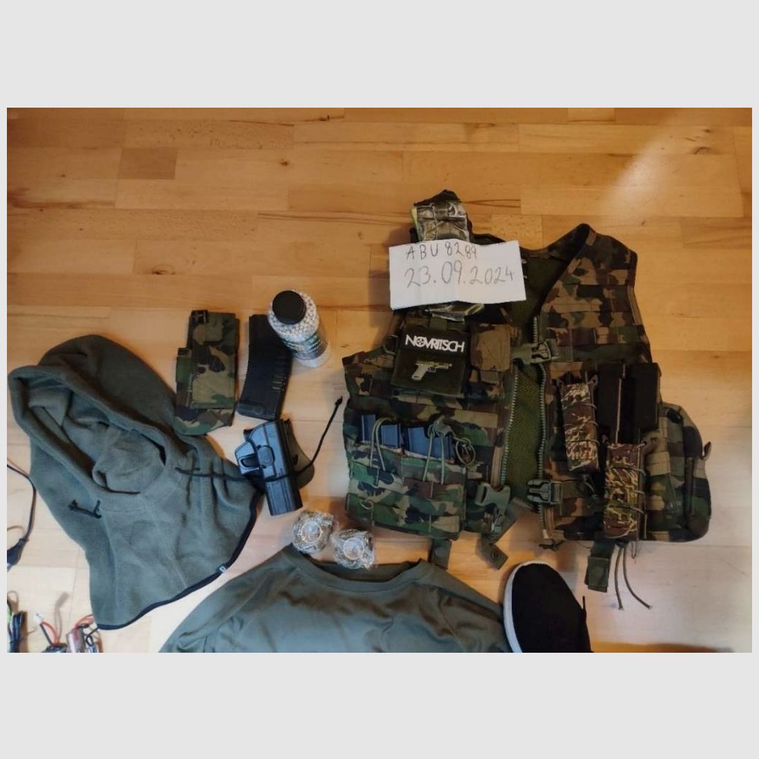 Airsoft Ausrüstung (Novritsch SSE18)
