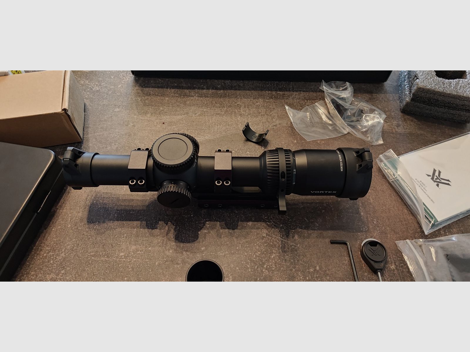 Telescopio VORTEX VENOM 1-6x24 AR-BDC3