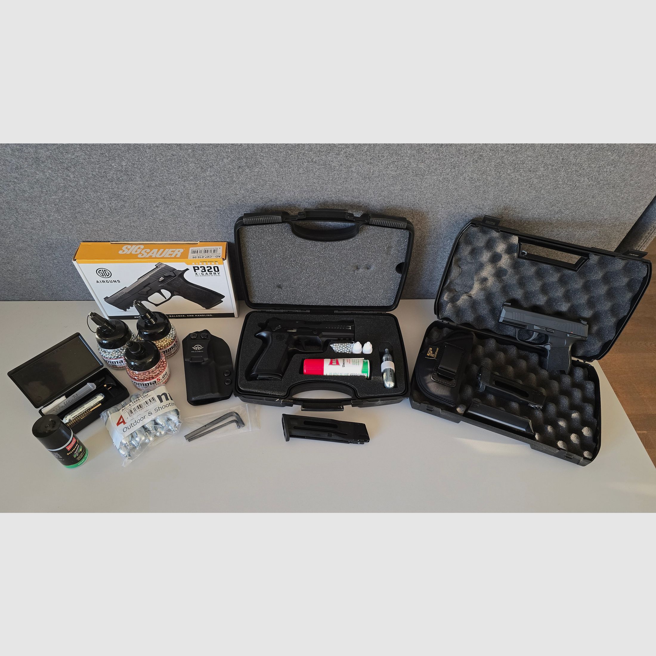 Sig Sauer zestaw - 4,5mm CO2 Sig Sauer P320 X Carry & P365 oraz akcesoria