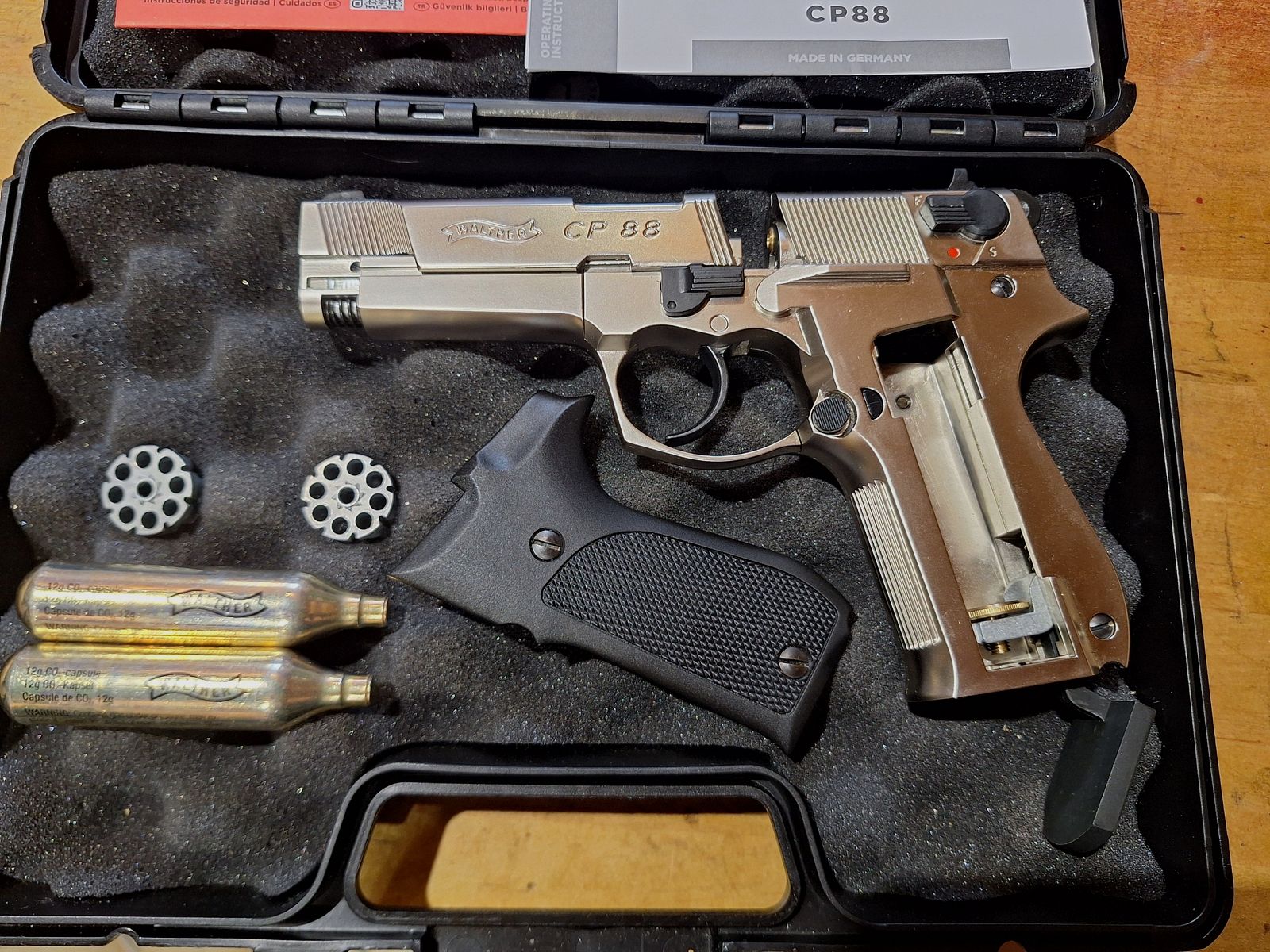 Walther CP88 Nickel (4,5 mm Diabolo) – condizioni top nella valigetta originale + accessori