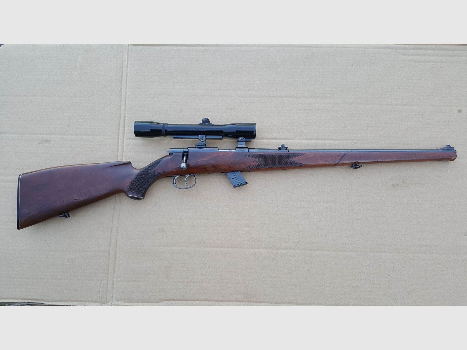 Rep. Büchse Anschütz Mod. 1418 D/St  (Stutzen) Cal.  .22LR