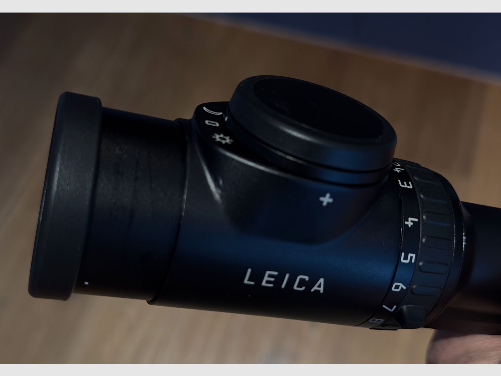 Leica Magnus 2,4-16x56 BDC met rail Abs. 4A