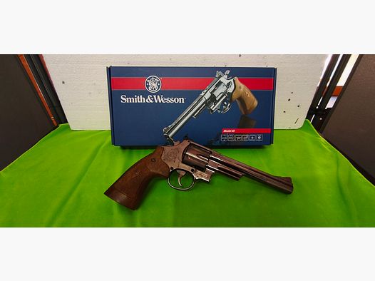 Leggenda in look lucido: Smith & Wesson M29 (.44 Magnum icona) di Umarex! 💥