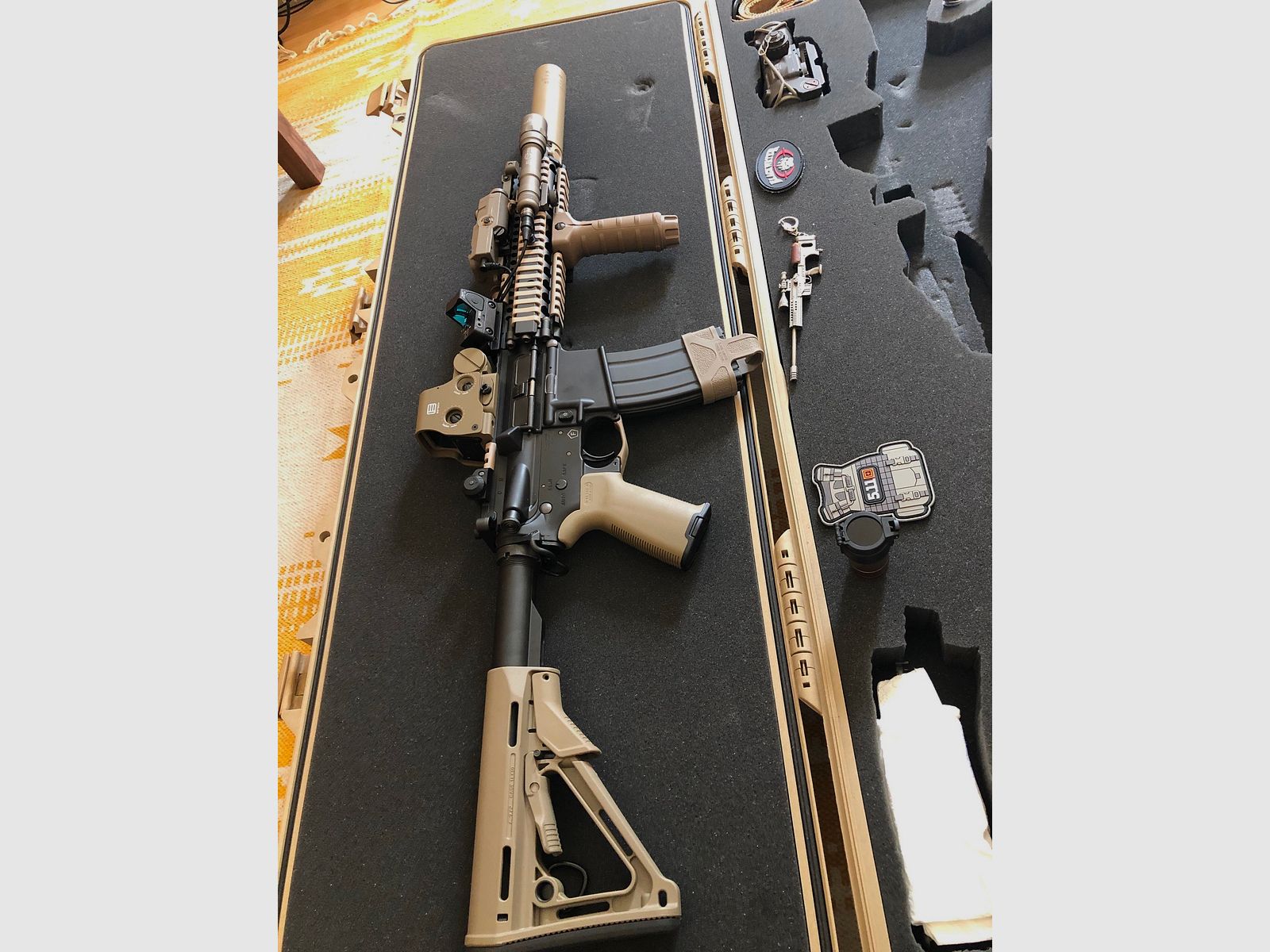 Tokyo Marui MK 18gbb und MK16 URGI AEG, Glock 19X
