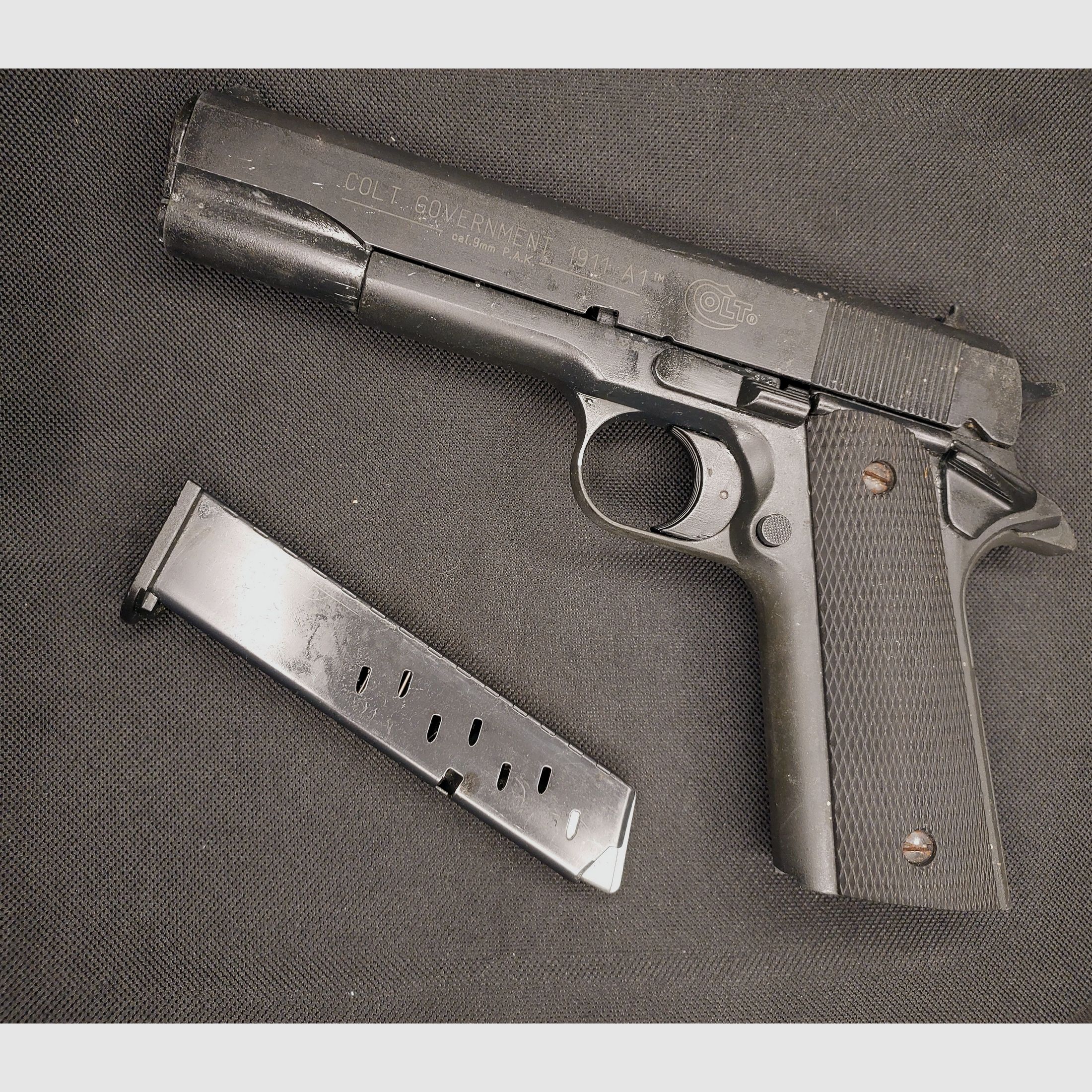 Pistola a salve Colt Government 1911 A1 9mm P.A.K. (PTB 774)