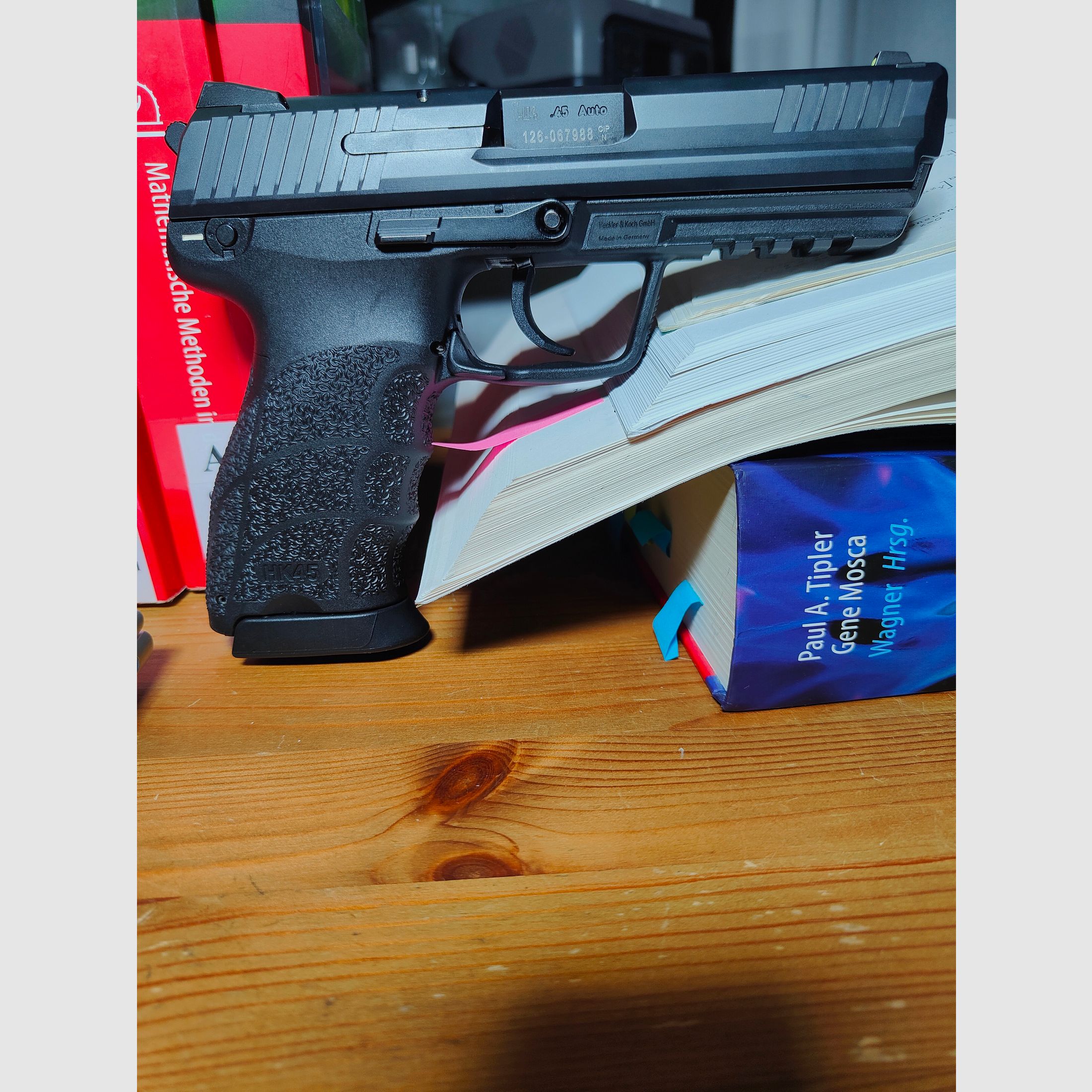 HK45 