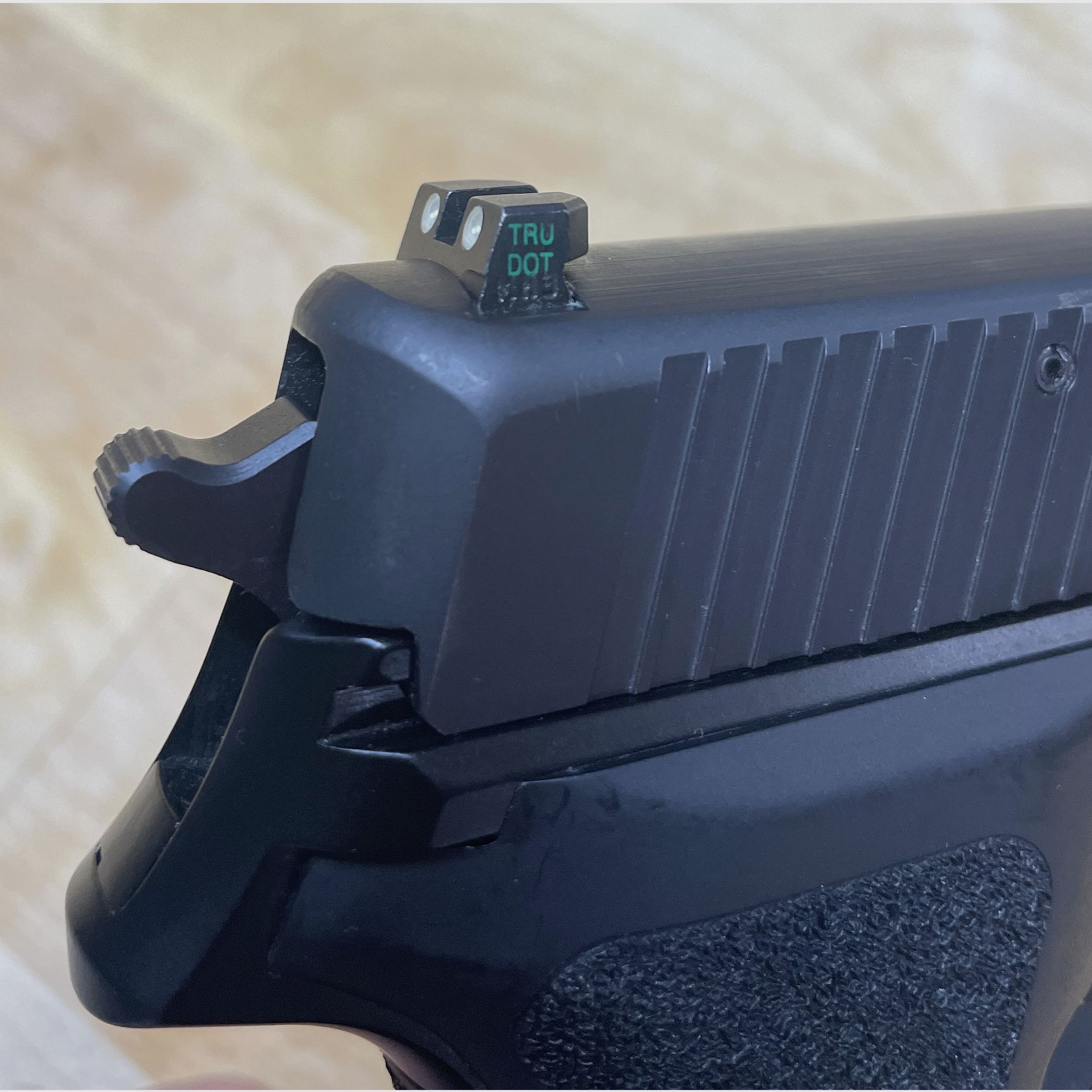 Pistola Sig Sauer P226 9mmLuger in condizioni eccellenti da cacciatore