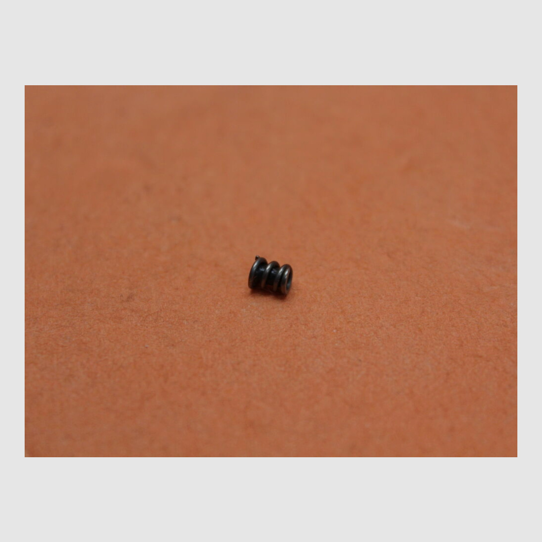 DPMS AR-15: Extractor Spring Assembly DPMS Auszieherfeder mit Puffer