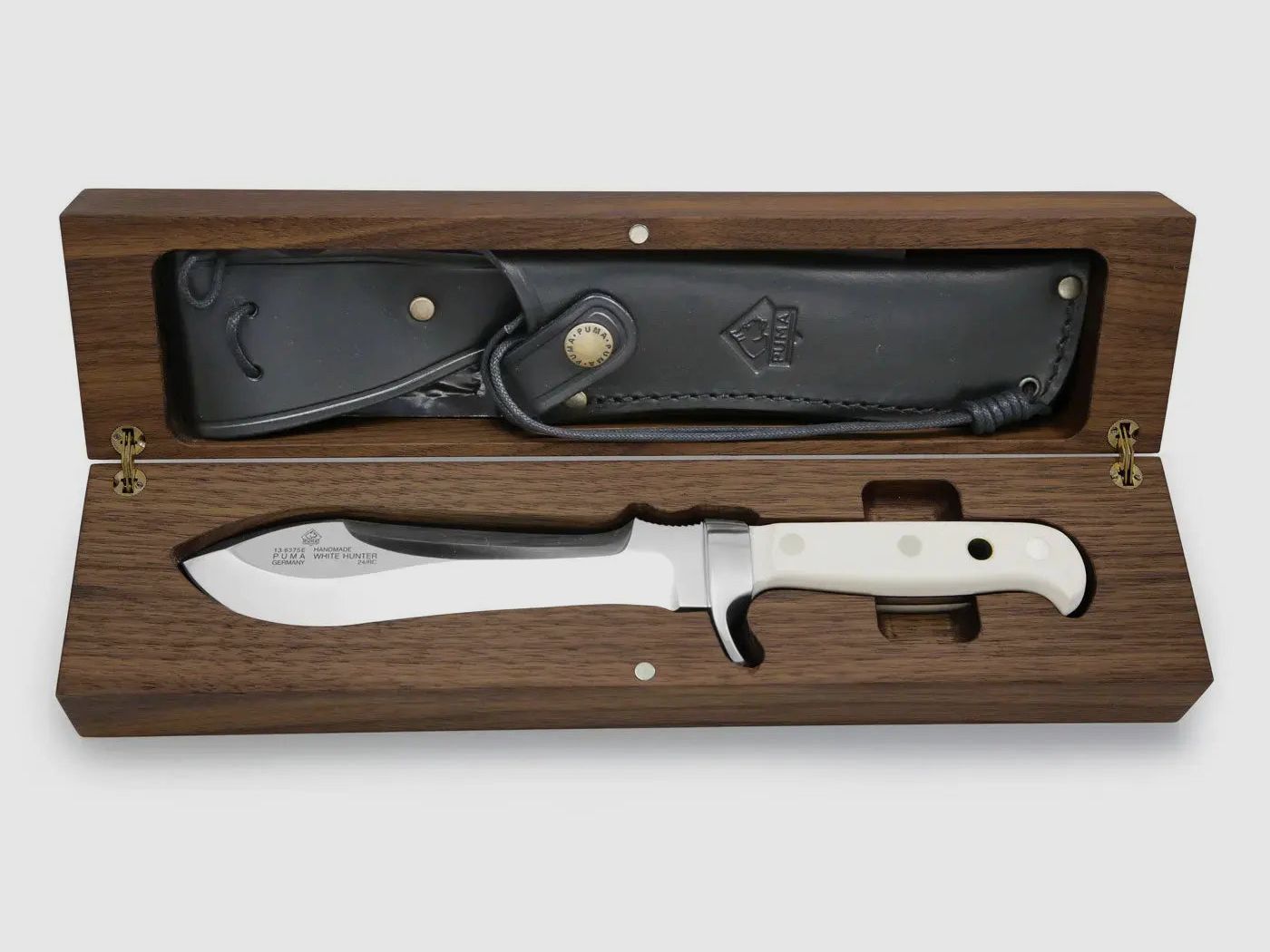 PUMA white hunter, elefante con caja de regalo de madera