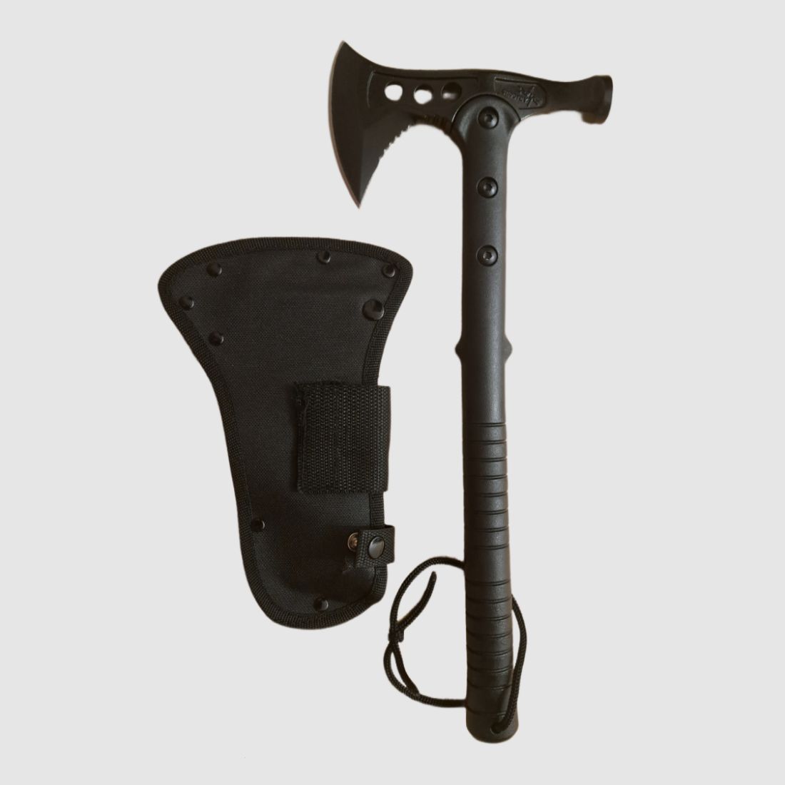 Hacha Tomahawk con martillo