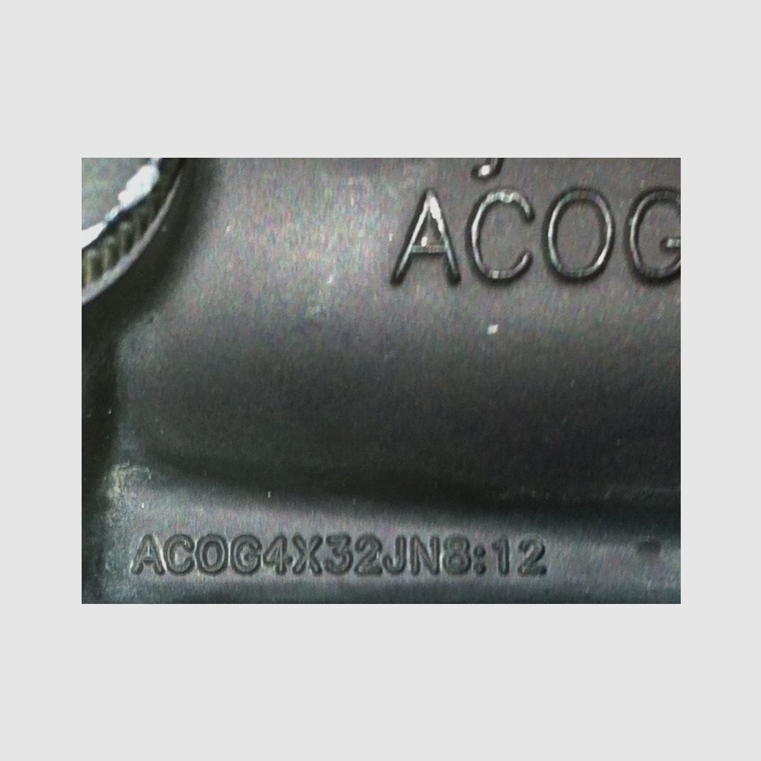 Trijicon ACOG 4x32 celownik Chevron