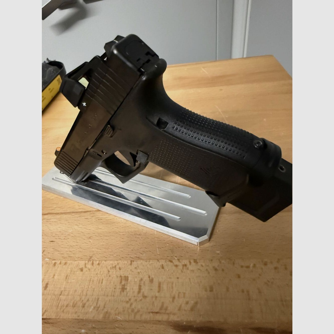 Glock 19 9mm Luger
