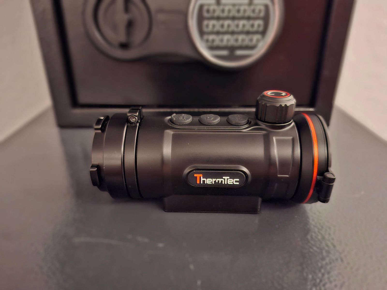 Thermtec Hunt 650 thermal imaging attachment