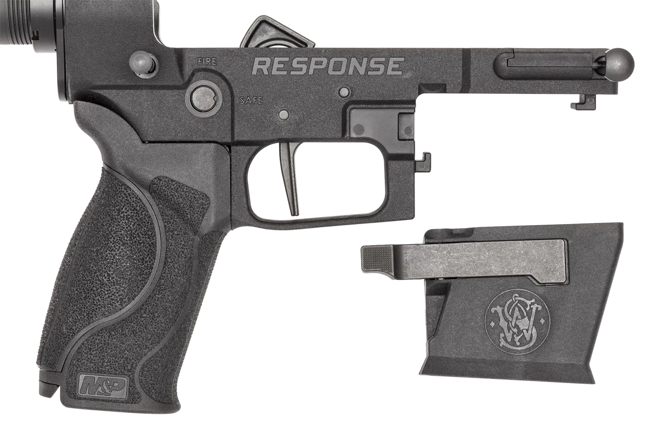 Carabina Smith & Wesson RESPONSE canna 16,5 » calibro 9X19, immagine 5 di 5