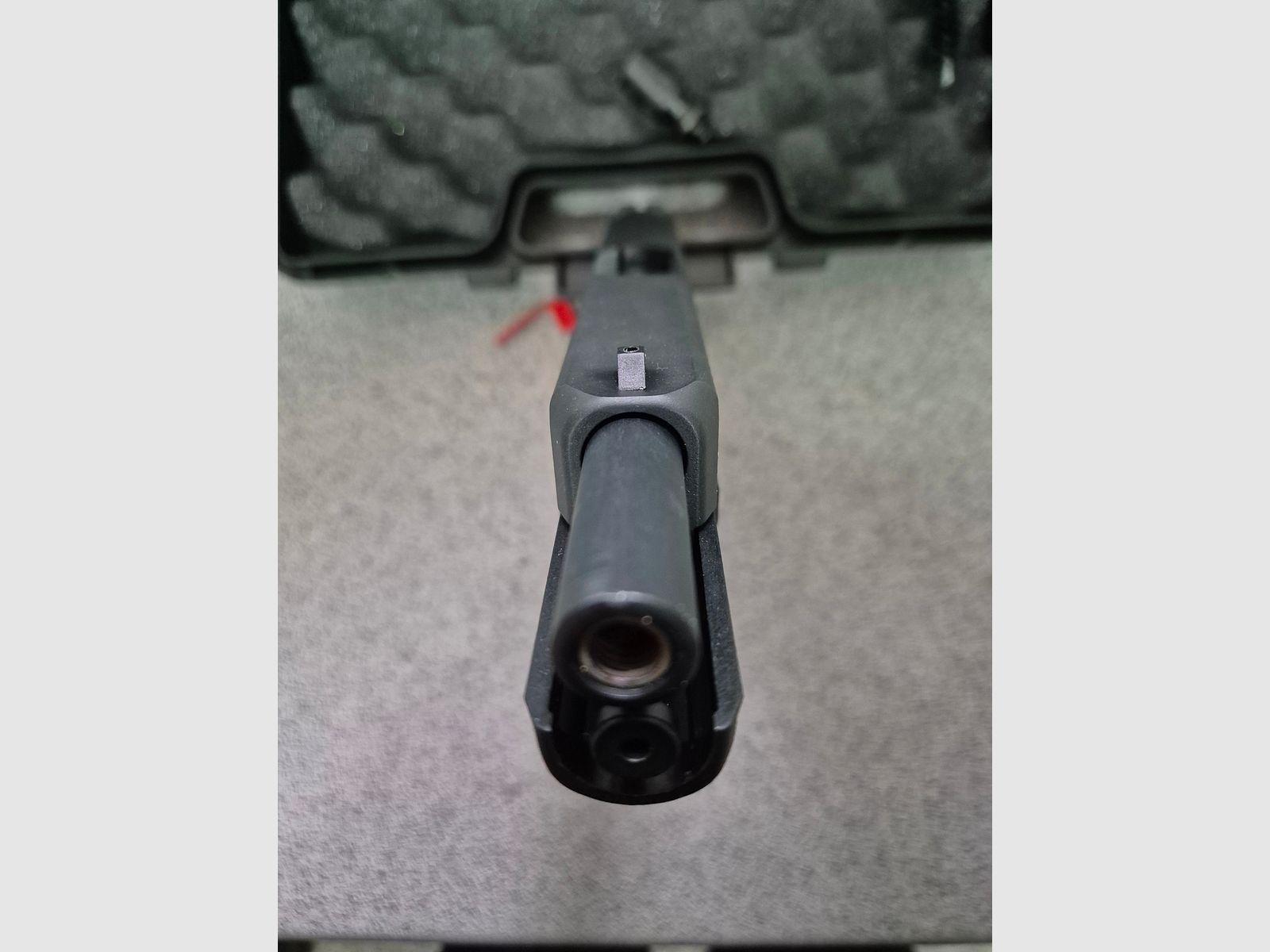 Glock17     PAK 