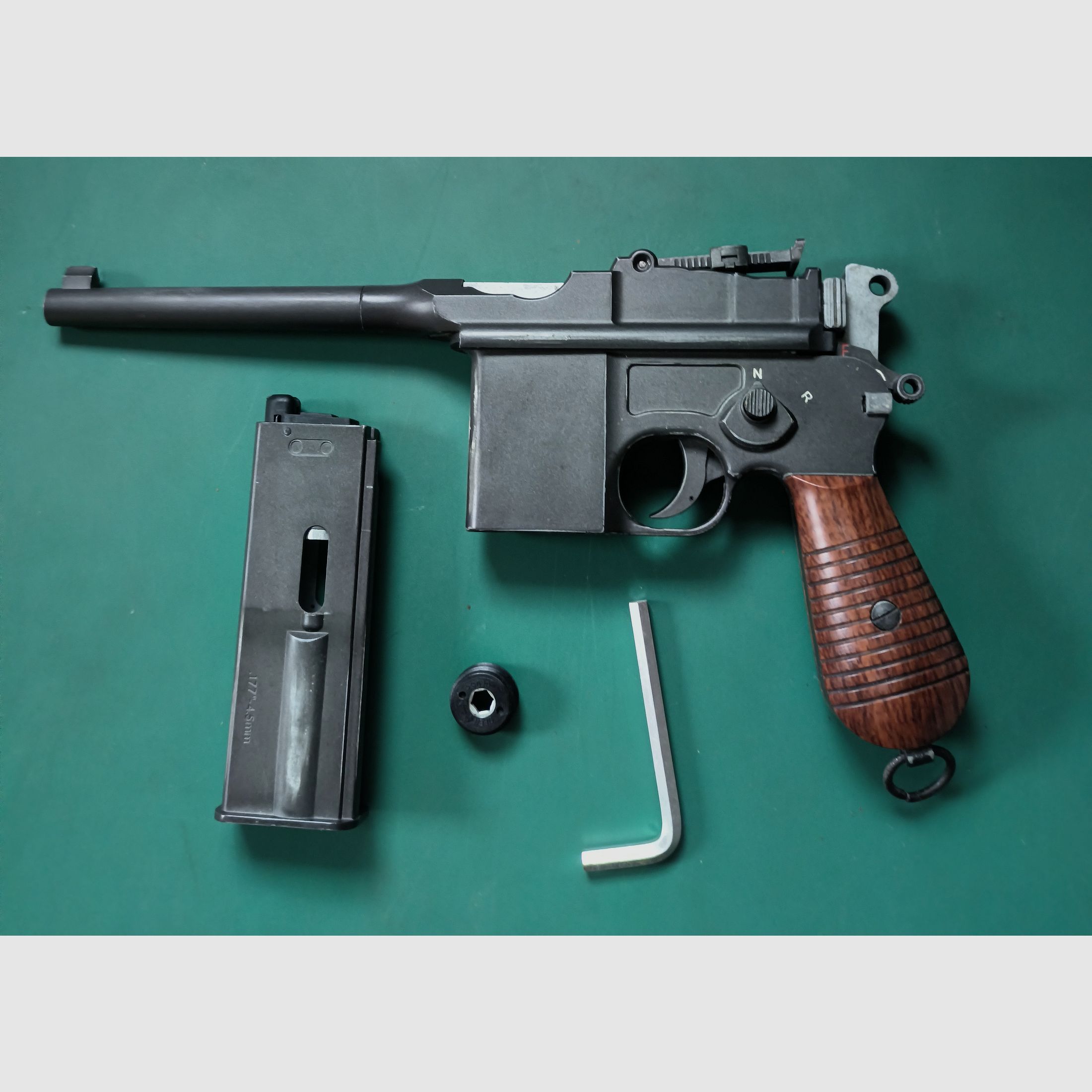 Umarex Legends "Mauser" C96 4,5mm Stahl BB CO2 Blowback Einzelstück 