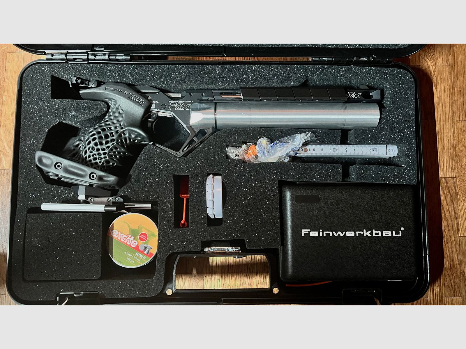 Feinwerkbau LP P8X - Rechts - Größe M