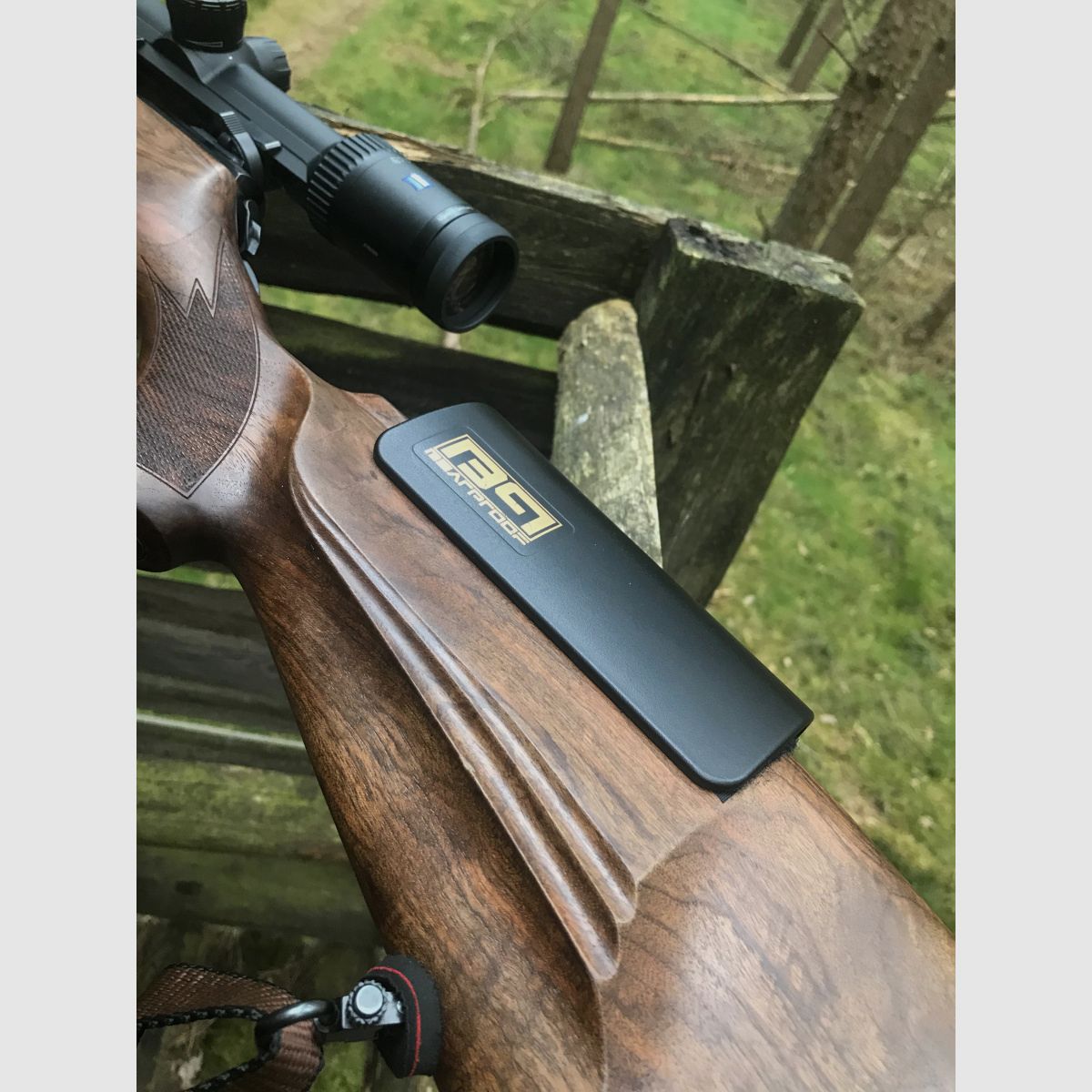 BEARPROOF PRECISION Stock Riser with Cartridge Holder - Black