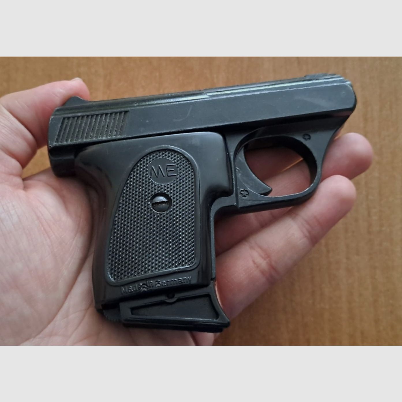 Rare ME 8 Detective 8mm bang in PTB 100/2 in packaging!