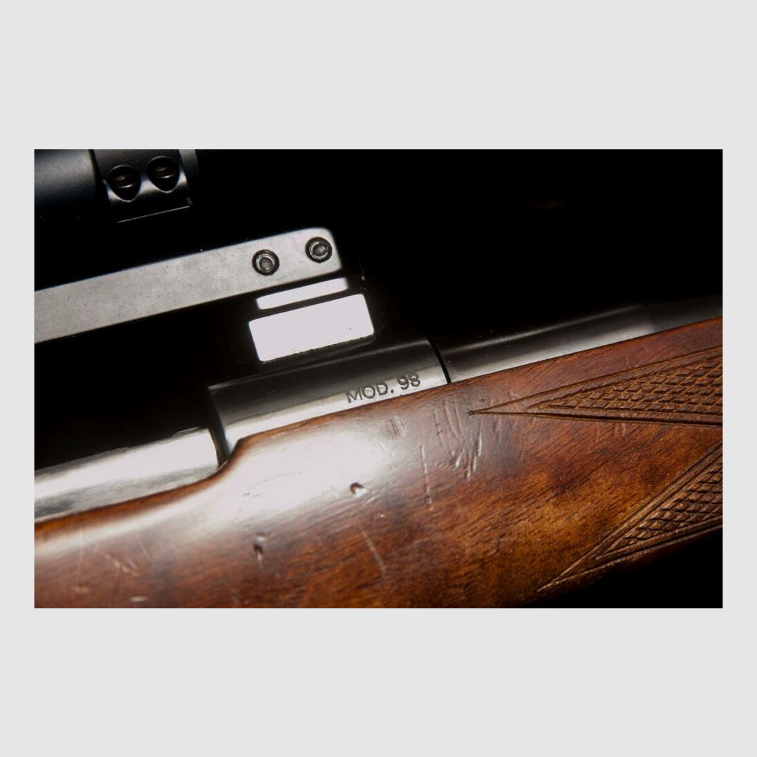 Repetier, idealna broń dla młodych myśliwych, system 98 z montażem obrotowym, luneta celownicza z podświetleniem, spust bezpośredni itd.