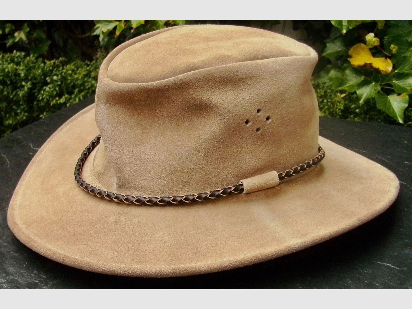 SAFARI Hut aus echt Leder mit dem typischen Safari Hutband !       Made in Australia 