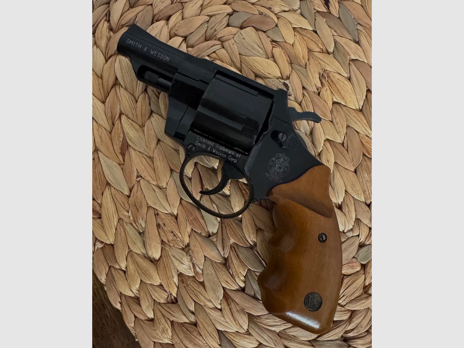 Rewolwer sygnałowy Smith&Wesson Combat Magnum., zdjęcie 1 z 3