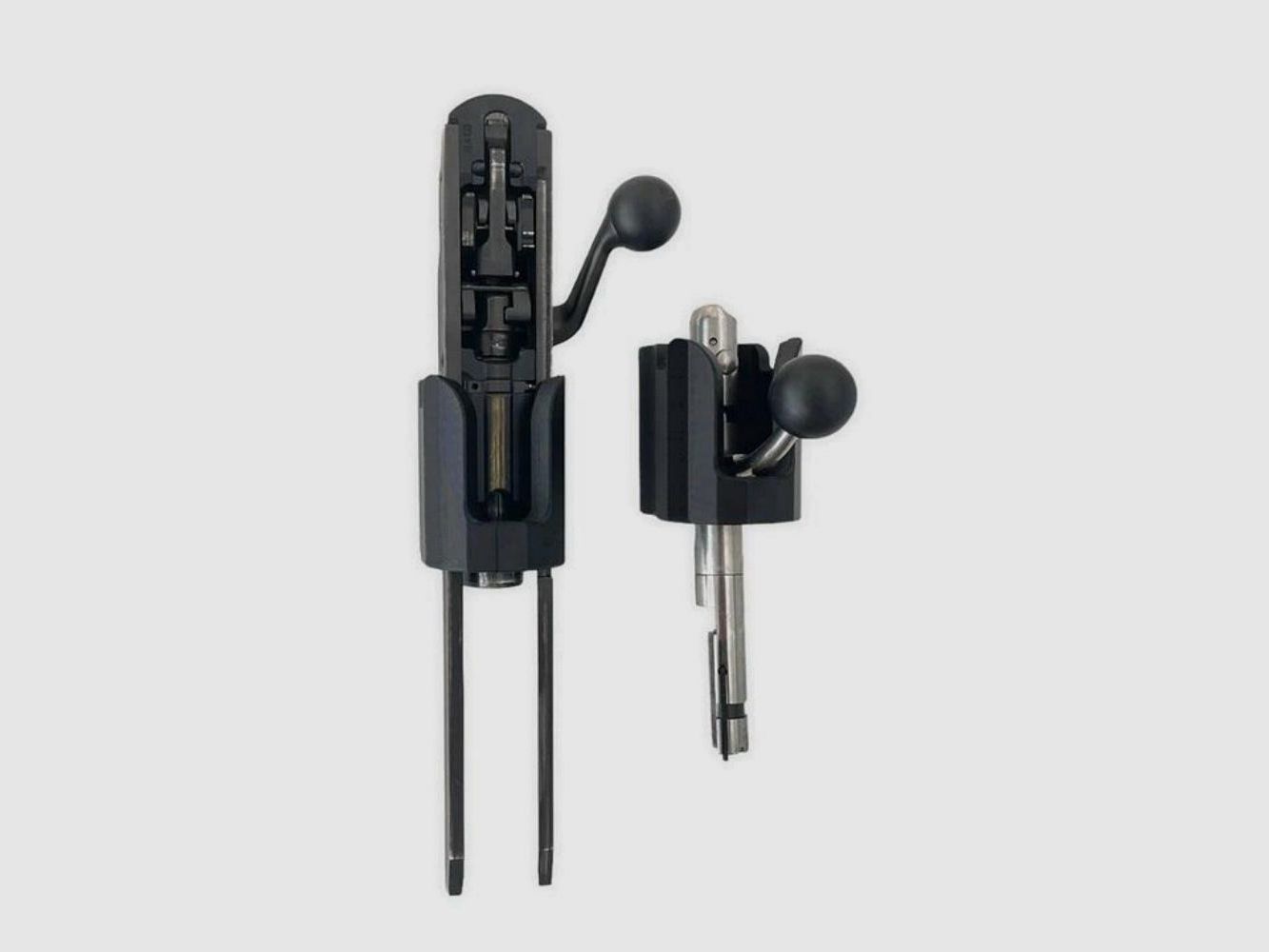 Our stable magnetic holders: 32mm universal closure head holders