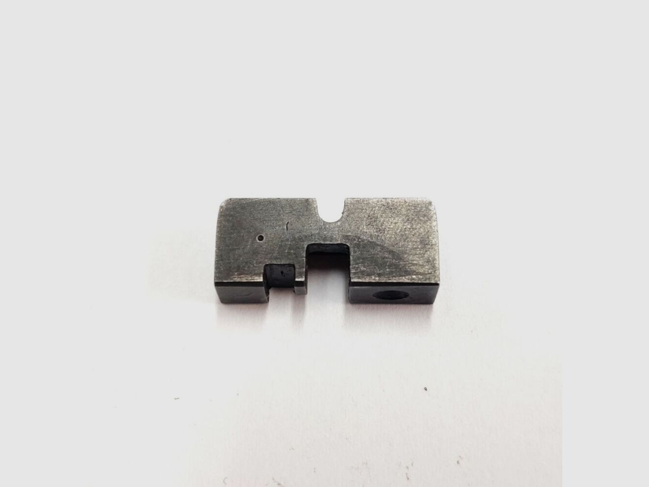 Walther sight, notch [9] left, round for Walther pistol P38 / P1