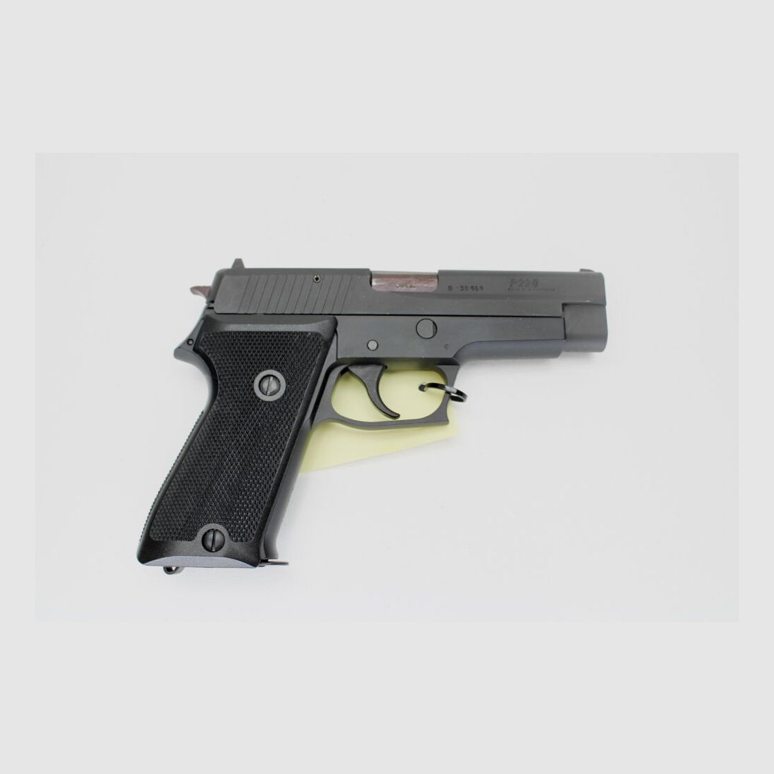 Pistolet Sig Sauer P220 Cal. 9mm Luger 9mmLuger, image 2 sur 3