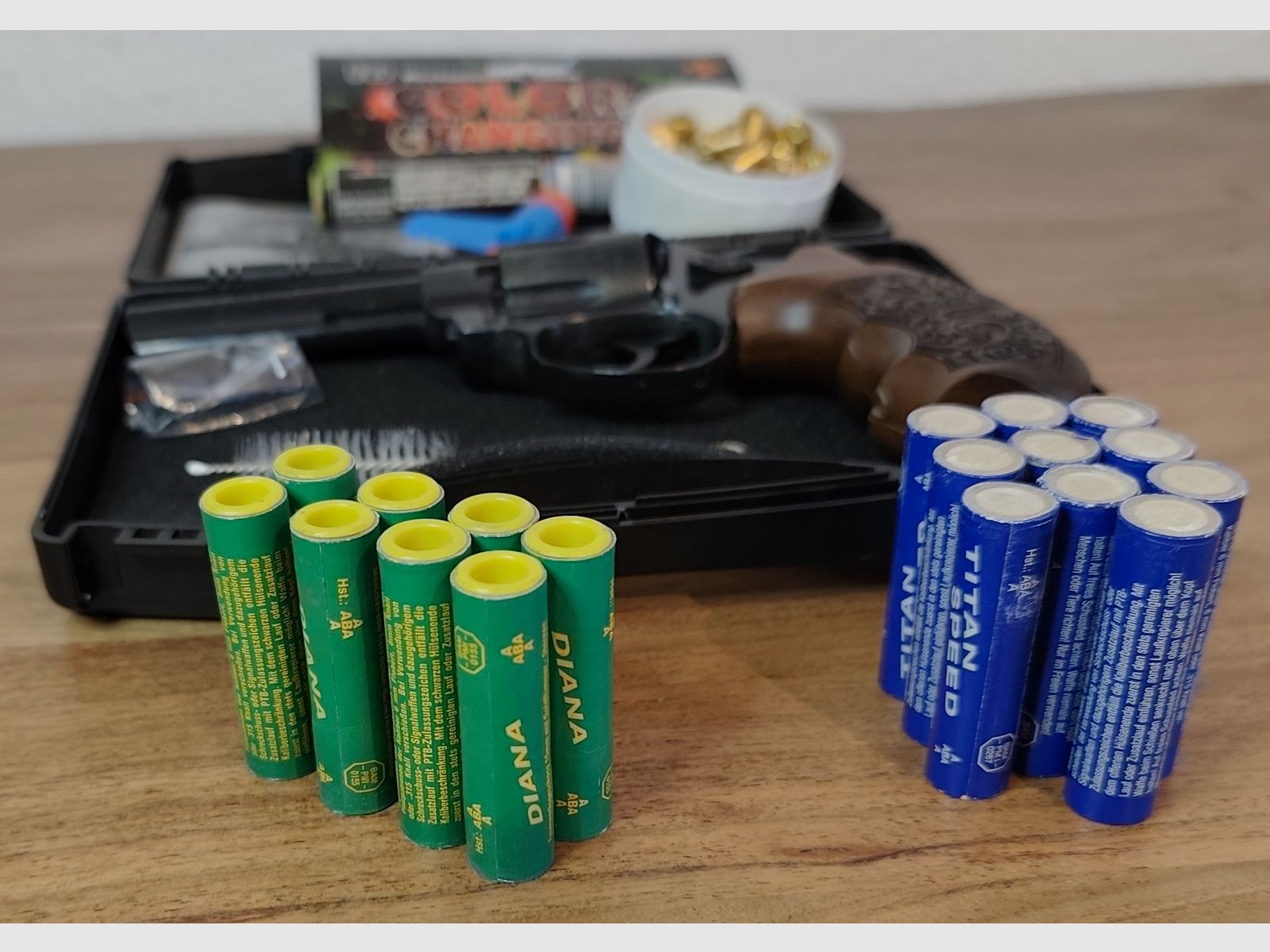 Röhm RG 99 nera vecchia PTB 452 del 1994 + munizioni ed effetti pirotecnici