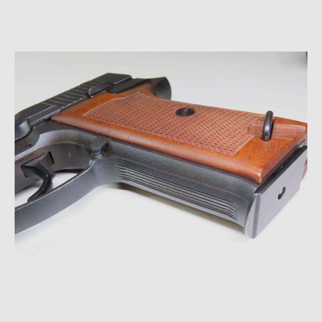 Top Bernardelli P018S