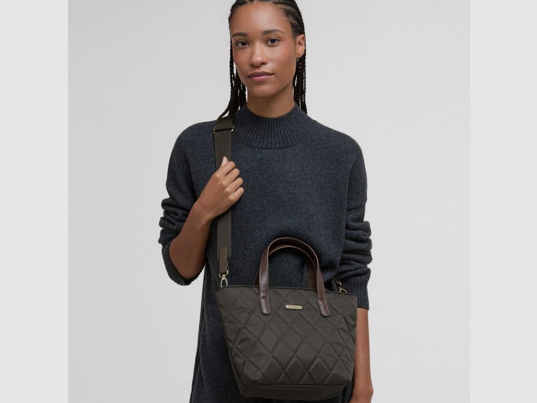 Barbour D-Tasche Mini Tote Quilted | olive, image 18 of 18
