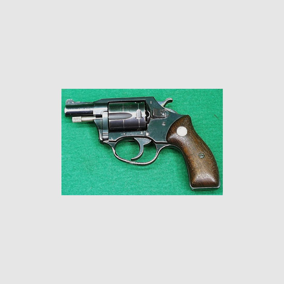 Charter Arms	 Undercover