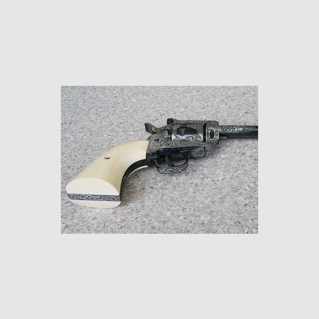 Ein Paar Revolver Cuno Melcher ME6, Kal. 6 mm Flobert